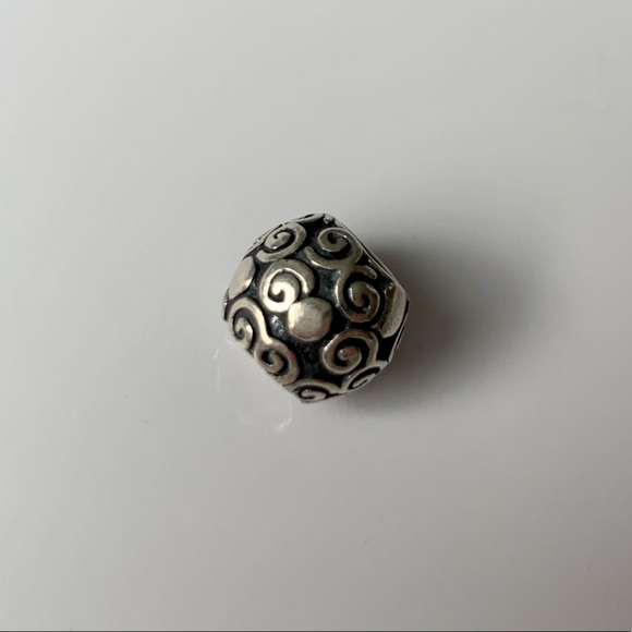Discontinued Pandora Swirl Charm - Picture 2 of 3